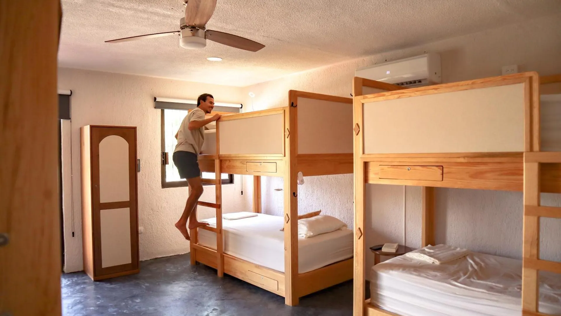 Casa Encuentro De Joaquin Garcia Hostel Merida